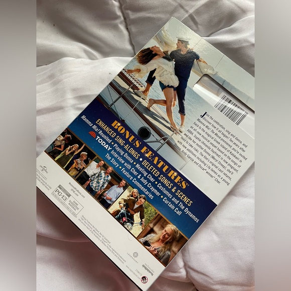 Mamma Mia 2 Here we go again DVD - Picture 6 of 6